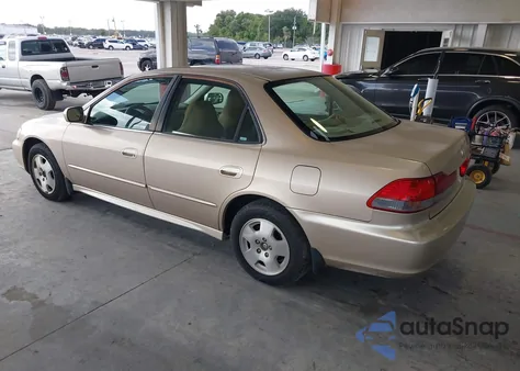 2001 Honda Accord 3.0 Ex z USA, uszkodzony, nr VIN 1HGCG16571A033690